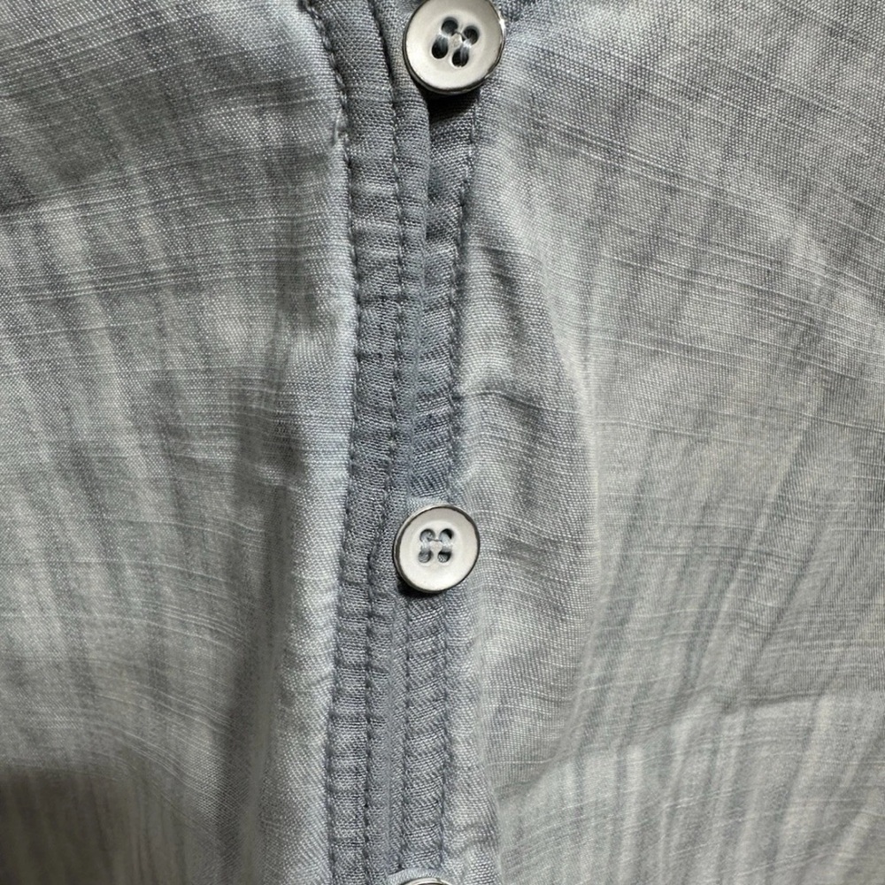 Bella Dahl - Anthropologie chambray V-Neck Button Front Women's Top - Picture 5 of 5